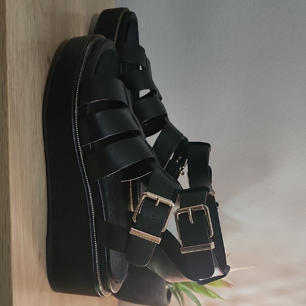 Women's Black Strappy Sandals